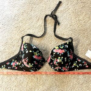 NWT Bikini Push-Up Underwire Top by VENUS LYCRA size 32 DD / 36D